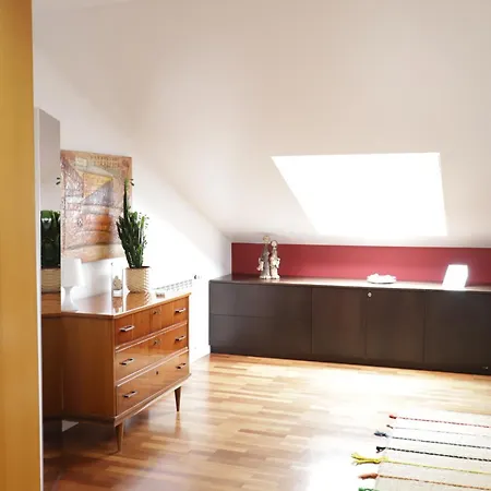 Surf And Family Beach House 아파트
