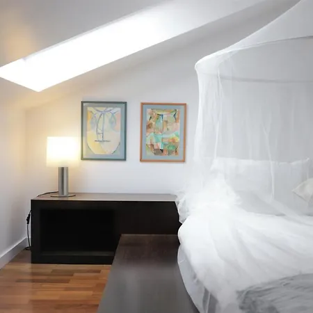 Surf And Family Beach House 에리세이라