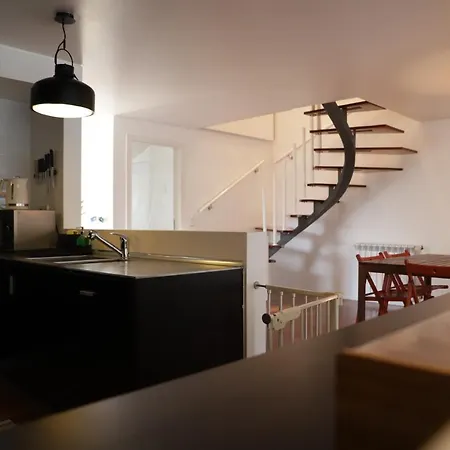 Surf And Family Beach House 에리세이라